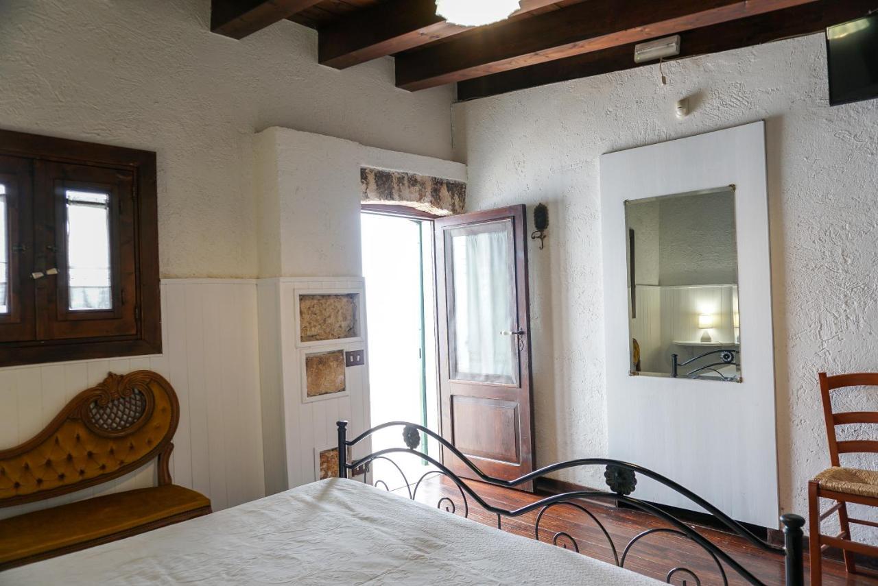 Dal Canonico Mola di Bari Buitenkant foto